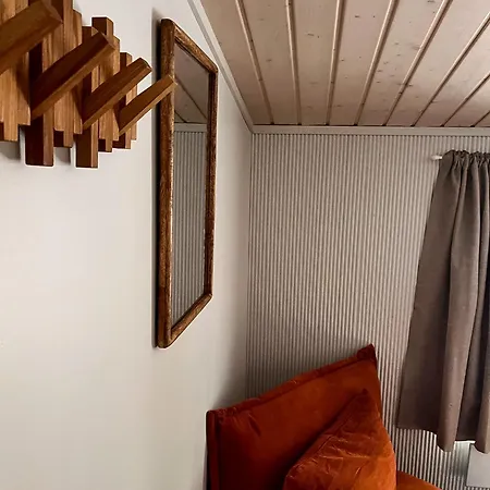 New Traditional Lapland - Sauna&skibus Semesterbostad *